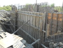 土木工程: 擋土牆內面工、混凝土內面工、沏石、U型溝